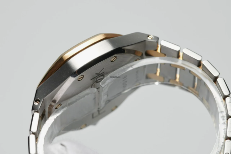 Audemars Piguet Royal Oak Dual Time